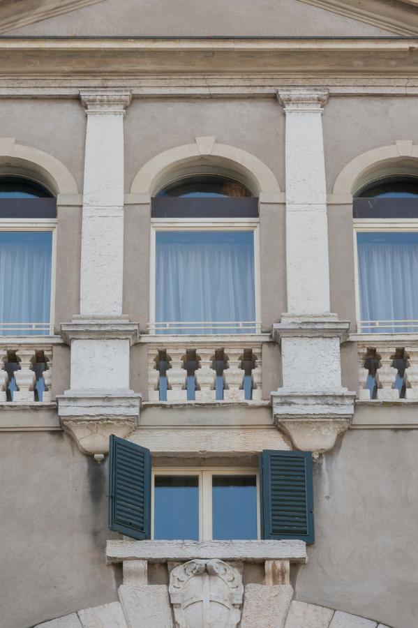 Domus Nova Palace - Italian Homing Верона Экстерьер фото